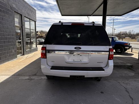 Used 2017 Ford Expedition XLT w/ Equipment Group 202A image 7