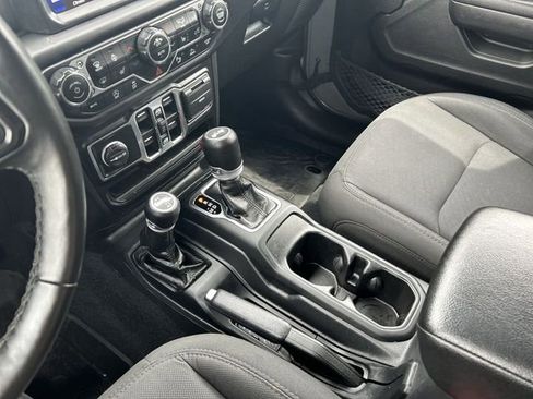 Used 2023 Jeep Wrangler Unlimited Sport AWD/4WD image 22