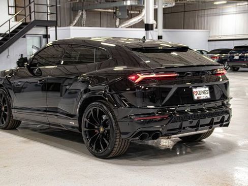 Used 2024 Lamborghini Urus S image 5