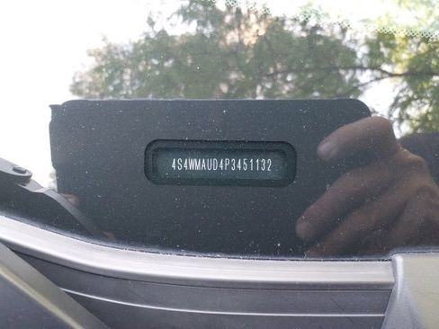 Used 2023 Subaru Ascent Limited w/ Technology Package AWD/4WD image 16