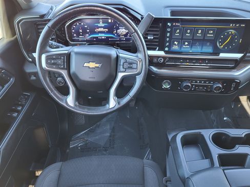 Used 2022 Chevrolet Silverado 1500 LT image 26