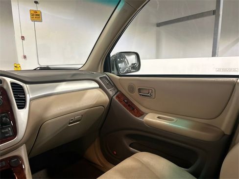 Used 2006 Toyota Highlander V6 image 22