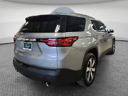 Certified 2023 Chevrolet Traverse LT w/ LT Premium Package AWD/4WD image 4