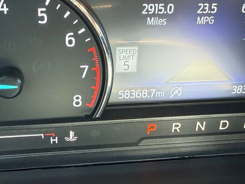 Used 2024 Ford Explorer Limited AWD/4WD image 23