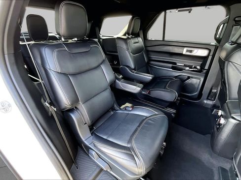 Used 2024 Ford Explorer ST w/ Equipment Group 401A AWD/4WD image 21