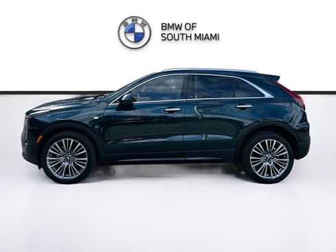 Used 2025 Cadillac XT4 Premium Luxury image 4