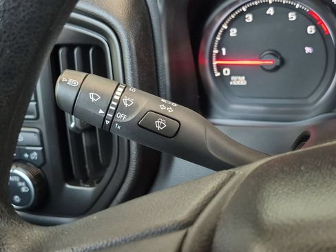 Used 2025 Chevrolet Silverado 2500 Custom AWD/4WD image 16