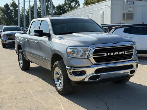 Used 2019 RAM 1500 Big Horn AWD/4WD image 4