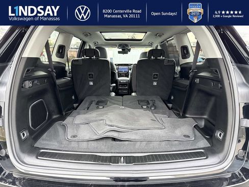 Used 2023 Jeep Grand Cherokee L Limited w/ Luxury Tech Group II image 11