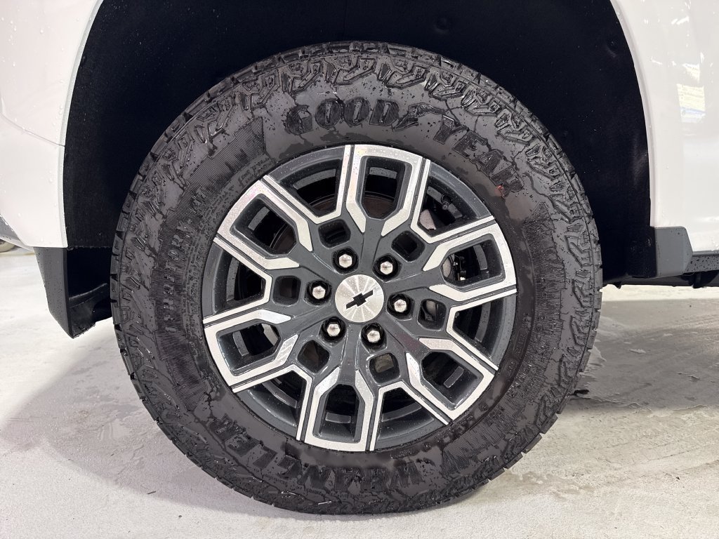 New 2026 Chevrolet Colorado Z71 w/ Technology Package AWD/4WD image 37