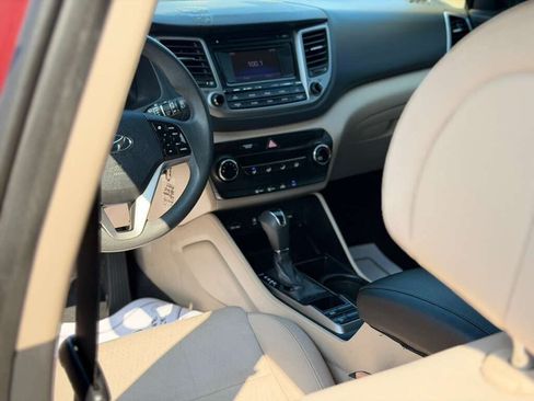 Used 2016 Hyundai Tucson SE FWD image 12