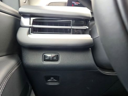 Used 2025 Lincoln Navigator Reserve AWD/4WD image 24