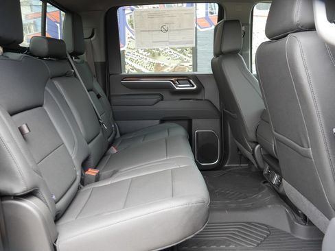 New 2026 Chevrolet Silverado 3500 LT w/ All Star Edition AWD/4WD image 17