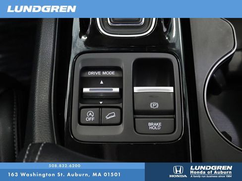 Used 2025 Honda Pilot EX-L image 30