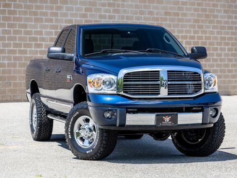 Used 2007 Dodge Ram 2500 Truck Laramie AWD/4WD image 3