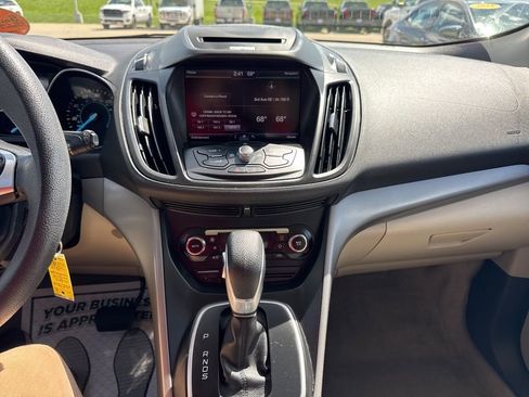 Used 2013 Ford Escape SE FWD image 16