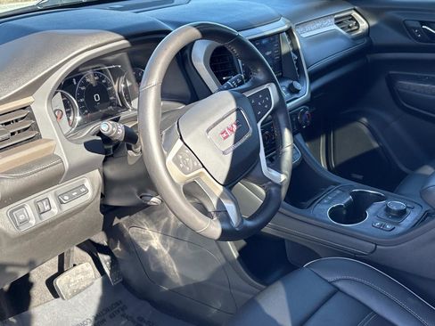 Certified 2020 GMC Acadia Denali w/ Denali Ultimate Package image 18