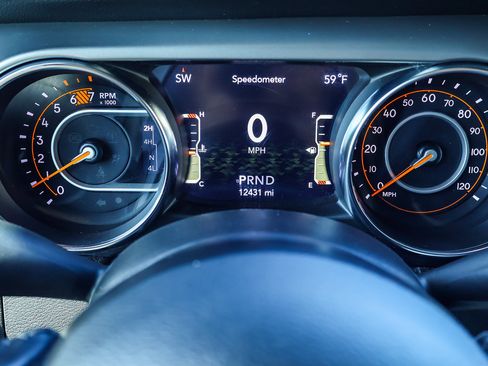 Used 2021 Jeep Wrangler Unlimited Sport AWD/4WD image 11
