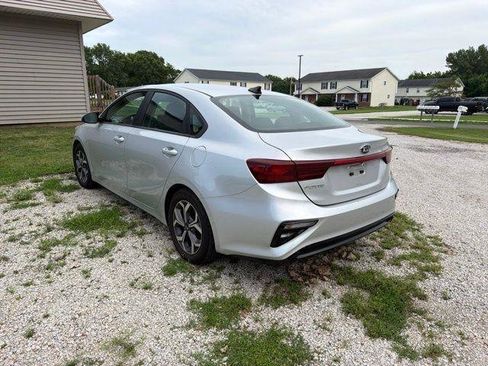 Used 2020 Kia Forte LXS FWD image 4
