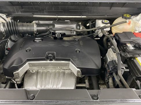 Used 2020 GMC Acadia SLE image 30