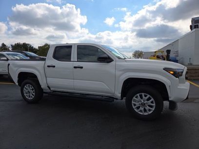 Used 2025 Toyota Tacoma SR