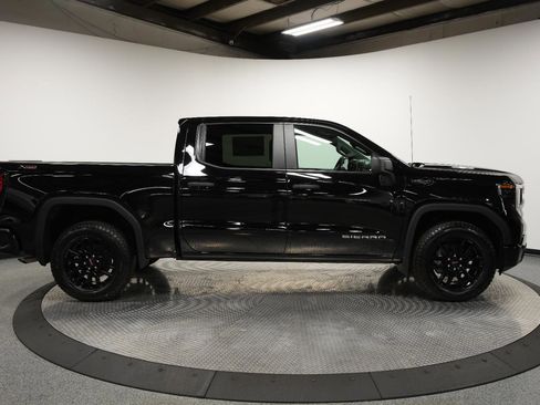 New 2026 GMC Sierra 1500 Pro w/ Graphite Edition AWD/4WD image 9