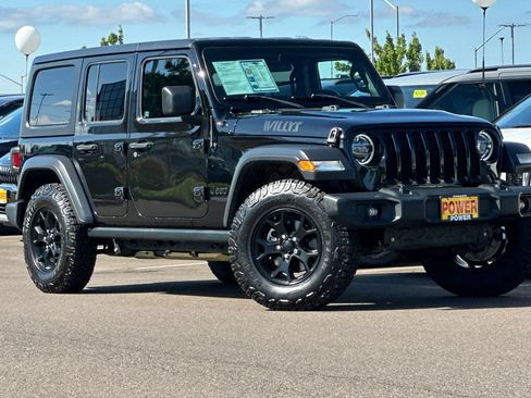 Used 2020 Jeep Wrangler Unlimited Sport AWD/4WD image 2
