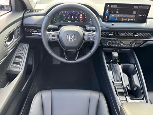 New 2025 Honda Accord EX-L image 28