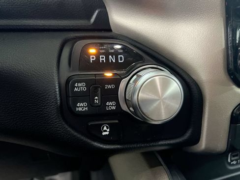Used 2020 RAM 1500 Laramie AWD/4WD image 18