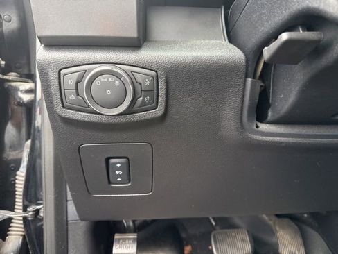 Used 2016 Ford F150 XLT w/ Equipment Group 302A Luxury AWD/4WD image 15