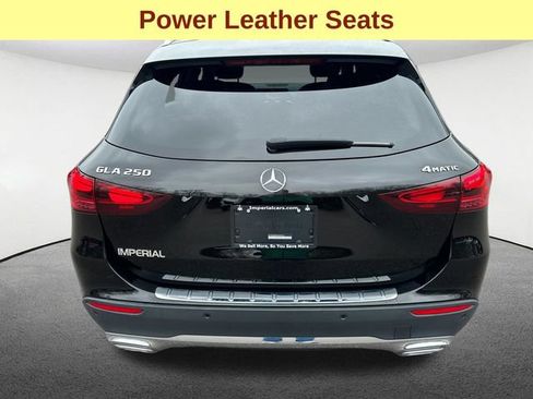 Used 2025 Mercedes-Benz GLA 250 4MATIC image 9