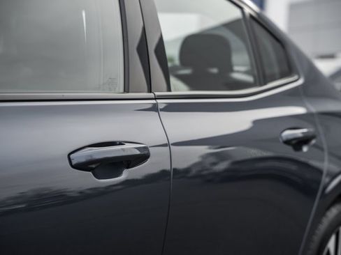 Used 2024 Volvo S60 B5 Plus image 16