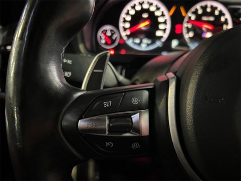 Used 2016 BMW X6 M Base image 28