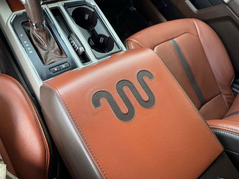 Used 2018 Ford F150 King Ranch w/ Equipment Group 601A Luxury AWD/4WD image 34