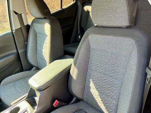 Used 2024 Chevrolet Equinox LT w/ LPO, Floor Liner Package image 11