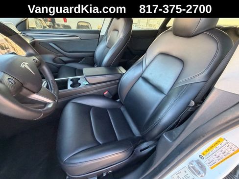 Used 2021 Tesla Model 3 Standard Range Plus image 12