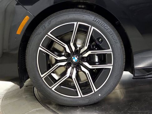 New 2026 BMW 740i xDrive image 8