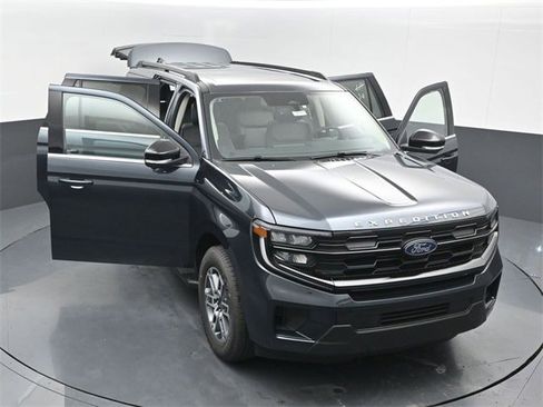 New 2025 Ford Expedition Max Active image 25