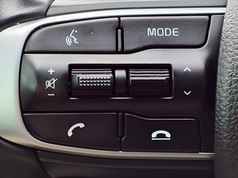 Used 2024 Kia K5 GT image 25