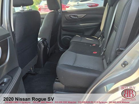 Used 2020 Nissan Rogue SV FWD image 11