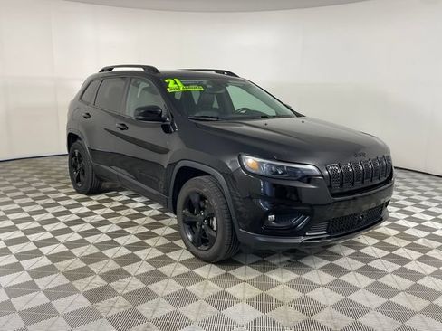 Used 2021 Jeep Cherokee Latitude Plus AWD/4WD image 26