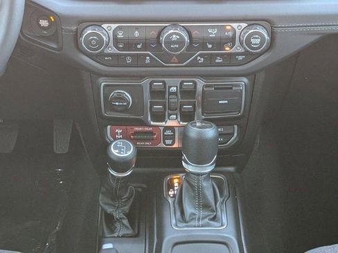 New 2026 Jeep Gladiator Rubicon w/ Safety Group AWD/4WD image 19