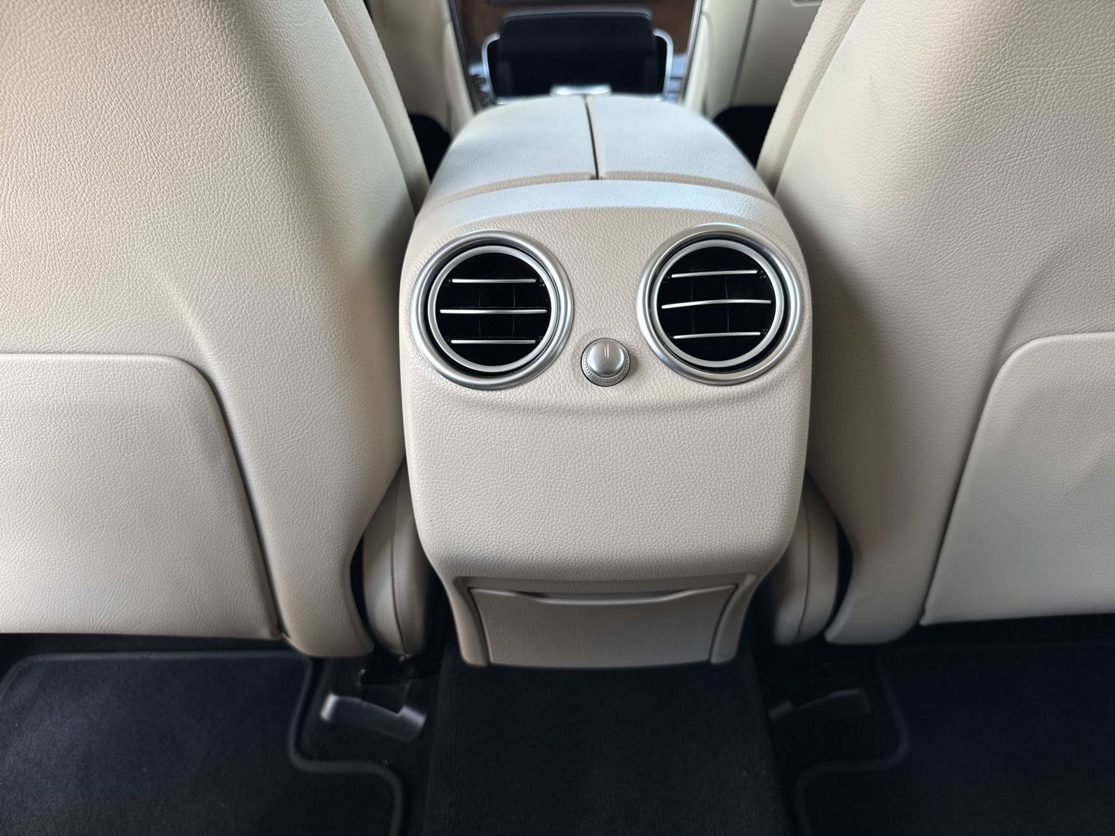 Used 2019 Mercedes-Benz GLC 300 image 17