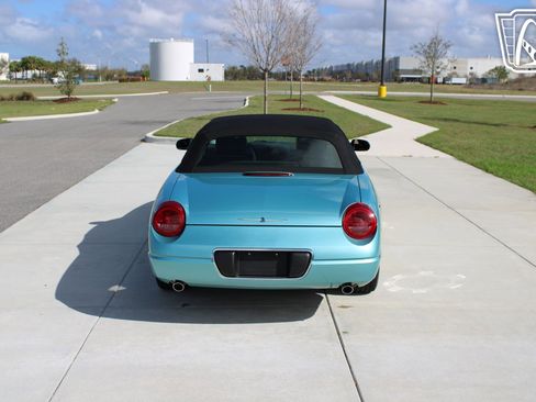 Used 2002 Ford Thunderbird image 34