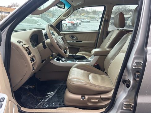 Used 2006 Mercury Mariner 4WD V6 image 11