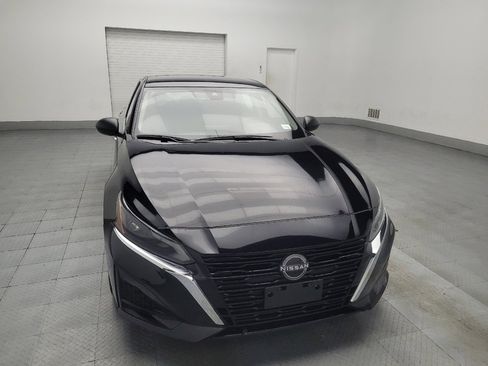 Used 2024 Nissan Altima 2.5 SV image 14