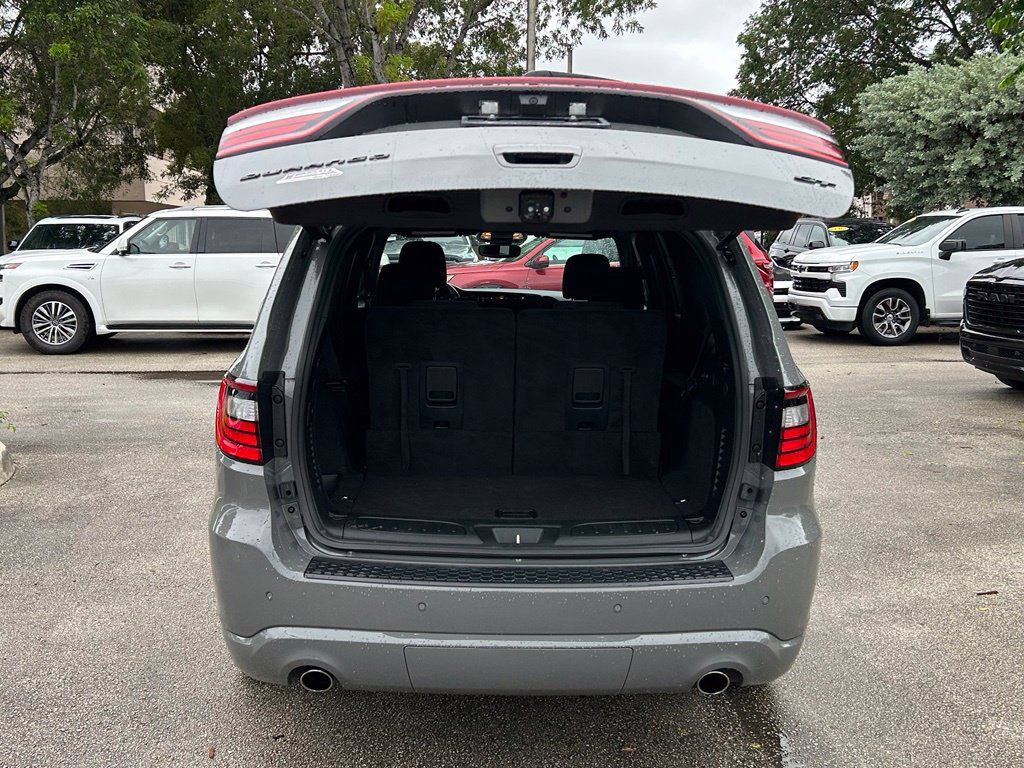 Certified 2026 Dodge Durango GT w/ Blacktop Package RWD image 5