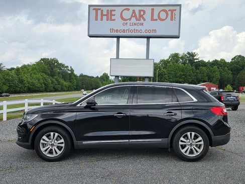 Used 2018 Lincoln MKX Premiere FWD image 2