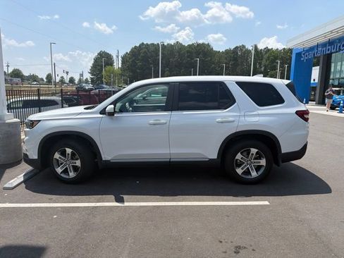 Used 2023 Honda Pilot EX-L image 9