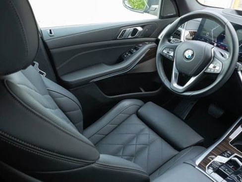 Used 2026 BMW X5 xDrive40i AWD/4WD image 23
